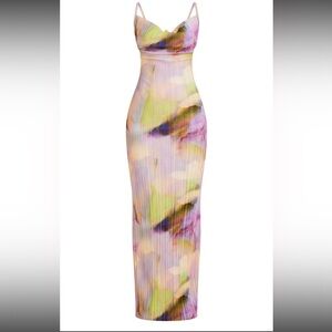 PrettyLittleThing Multicolor Plisse Maxi Dress